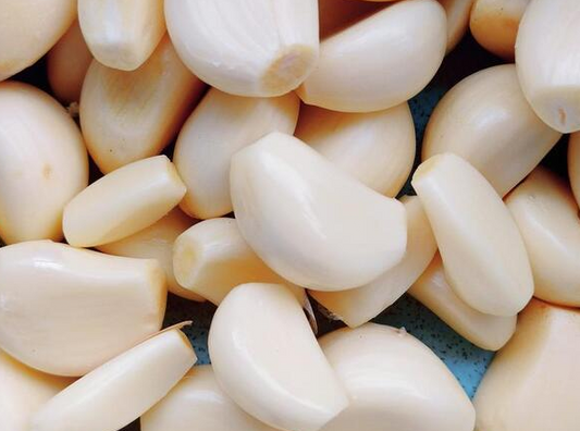 Peeled Garlic
